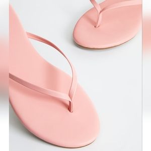 NEW Women's Peach Faux Leather Thong Sandal